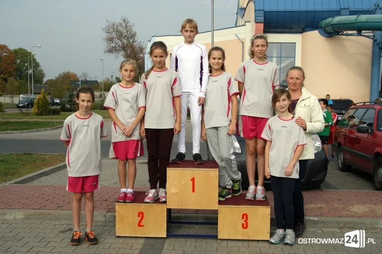 Ostrowianie rywalizowali przy stawie (zdjęcia)