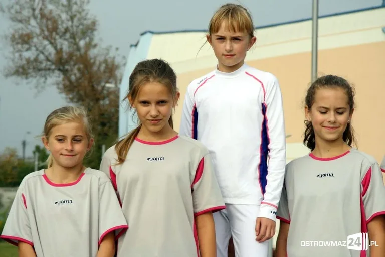 Ostrowianie rywalizowali przy stawie (zdjęcia)