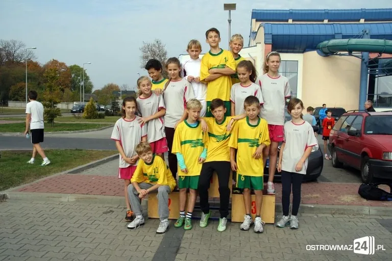 Ostrowianie rywalizowali przy stawie (zdjęcia)