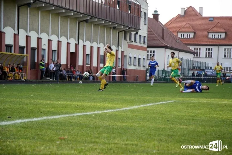 Ostrovia pewnie zwycięża przy Warchalskiego (zdjęcia, wideo)