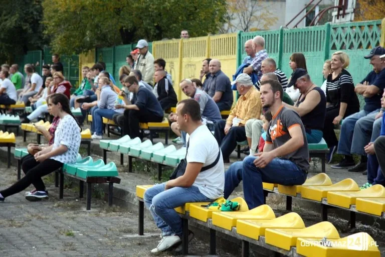 Ostrovia pewnie zwycięża przy Warchalskiego (zdjęcia, wideo)