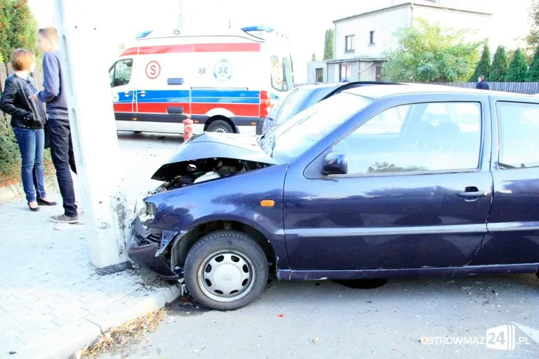 Wypadek na skrzyżowaniu Zwycięstwa i Sielskiej (zdjęcia)