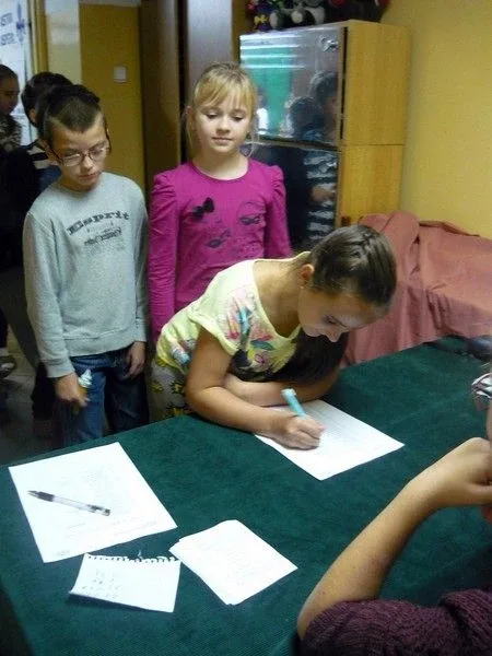 Wybory w SP nr 1 w Ostrowi Maz. (zdjęcia)