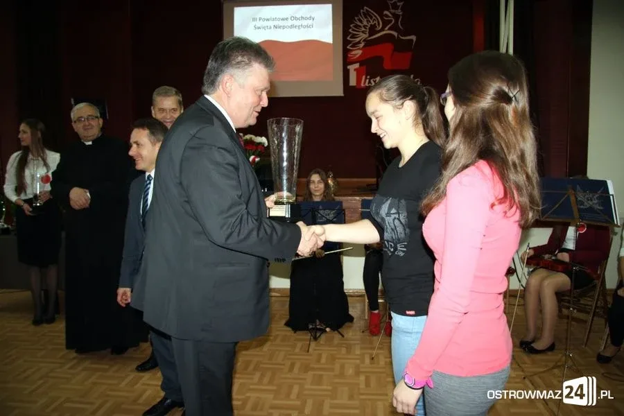Powiatowe obchody Święta Niepodległości (zdjęcia, wideo)