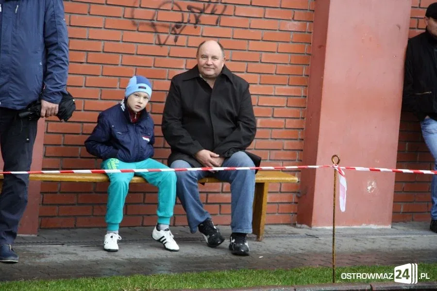 Ostrovia deklasuje Nadnarwiankę (zdjęcia)