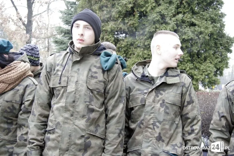 Mundurówki na survivalu w Broku (zdjęcia)