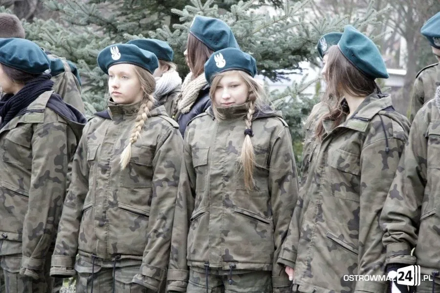 Mundurówki na survivalu w Broku (zdjęcia)