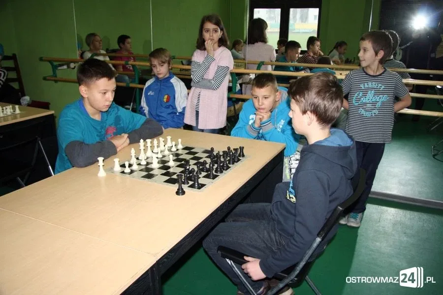 Turniej szachowy przy Warchalskiego (zdjęcia)