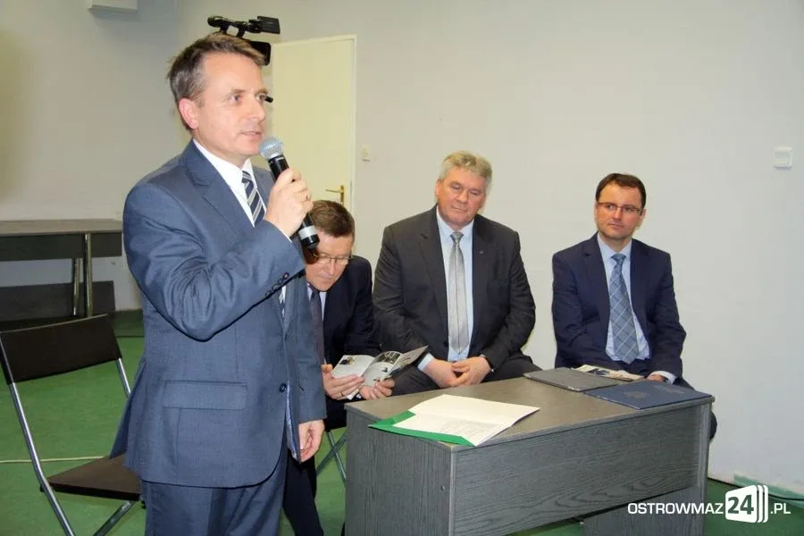 Debata przed II turą wyborów w Ostrowi Maz. (zdjęcia)