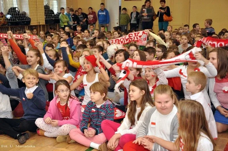 'Kocham Cię Polsko' w ostrowskiej szkole (zdjęcia)