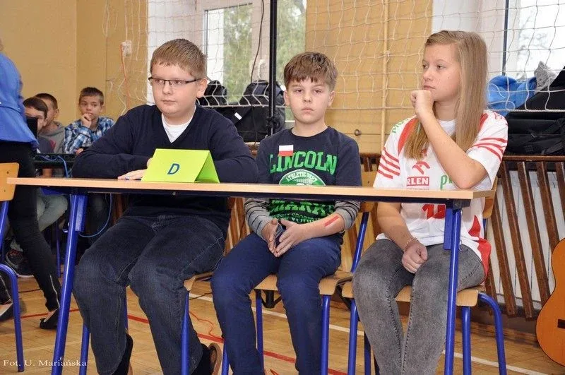 'Kocham Cię Polsko' w ostrowskiej szkole (zdjęcia)