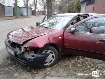 Kolizja na ul. Lipowej w Ostrowi Maz. (zdjęcia, wideo)