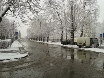 Pierwszy śnieg w Ostrowi Maz. i powiecie (zdjęcia)