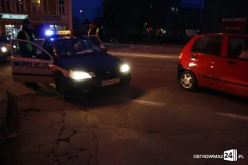 Kolizja opla i daewoo przy sądzie (zdjęcia)