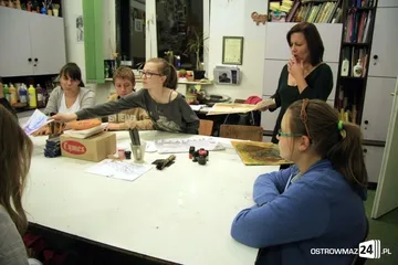 Młodzi plastycy rysowali tuszem (zdjęcia)