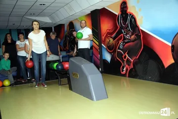 Ruszyły zakładówki bowlingowe (zdjęcia)