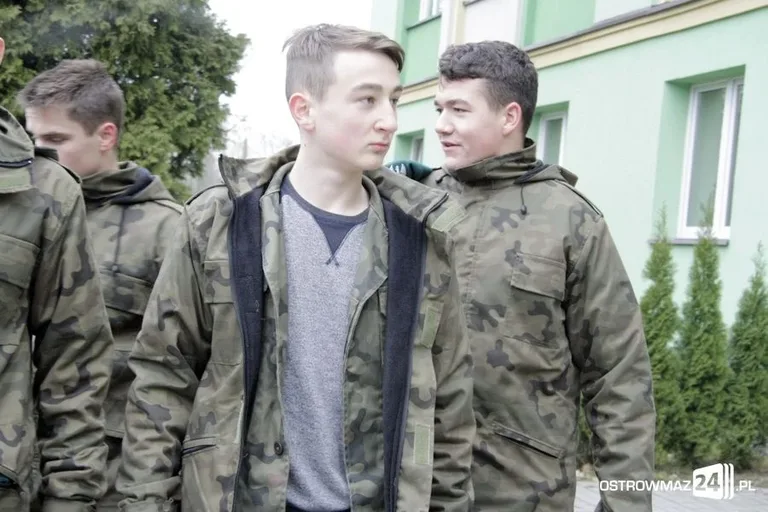 Mundurówki na survivalu w Broku (zdjęcia)