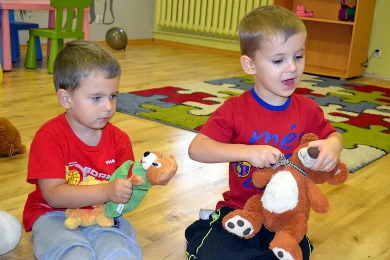 Dzieci lubią misie, misie lubią dzieci (zdjęcia)