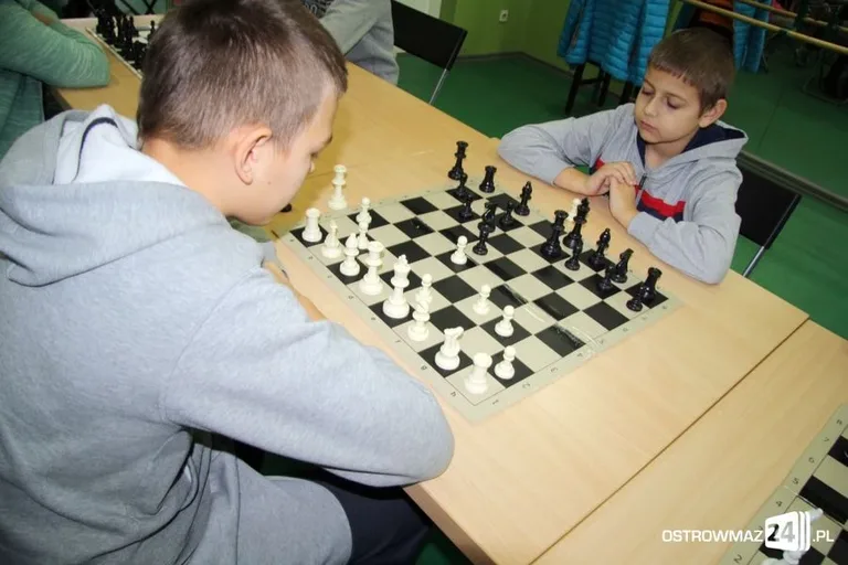Turniej szachowy przy Warchalskiego (zdjęcia)