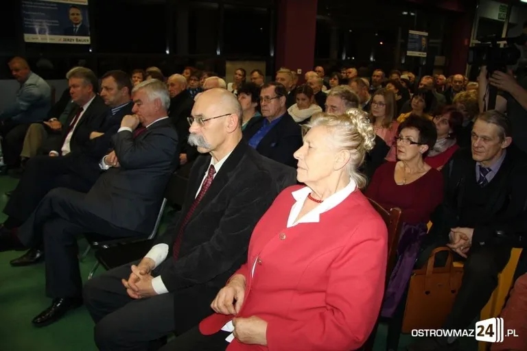 Debata przed II turą wyborów w Ostrowi Maz. (zdjęcia)