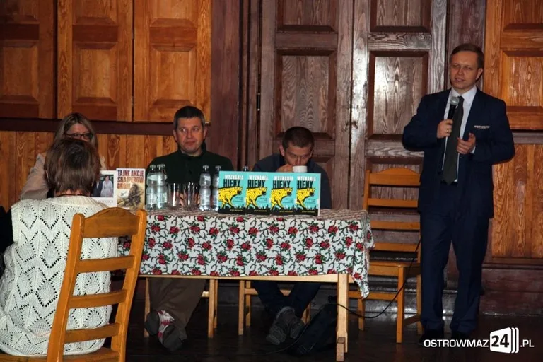 Wyznania hieny w Ostrowi Mazowieckiej (zdjęcia)