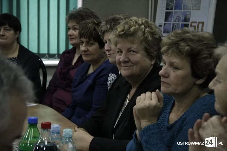 Ostatnia sesja VI kadencji w gminie Ostrów Maz. (zdjęcia)