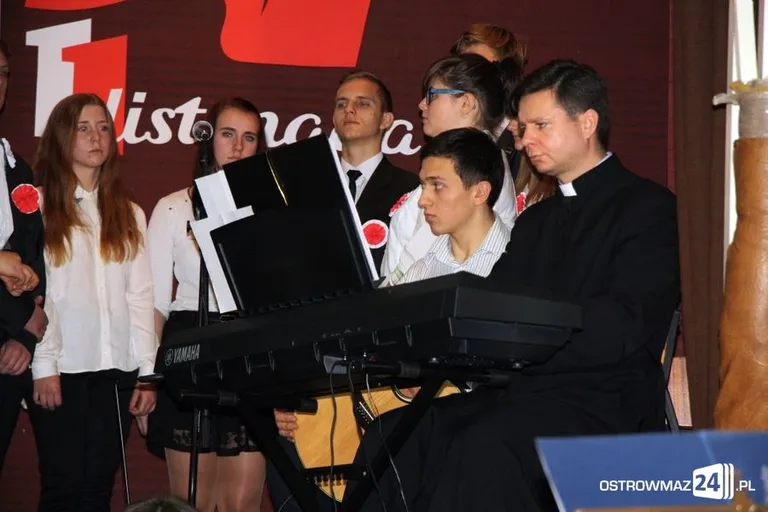 Powiatowe obchody Święta Niepodległości (zdjęcia, wideo)