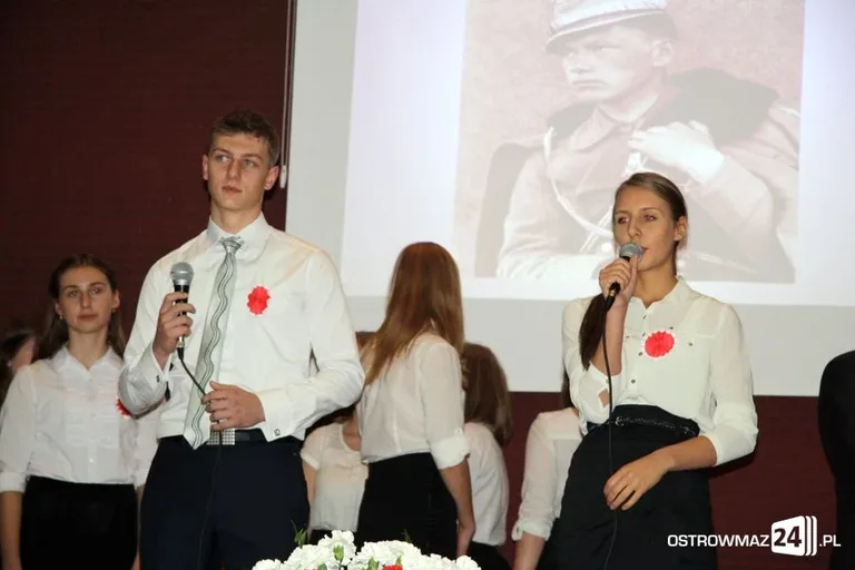Powiatowe obchody Święta Niepodległości (zdjęcia, wideo)
