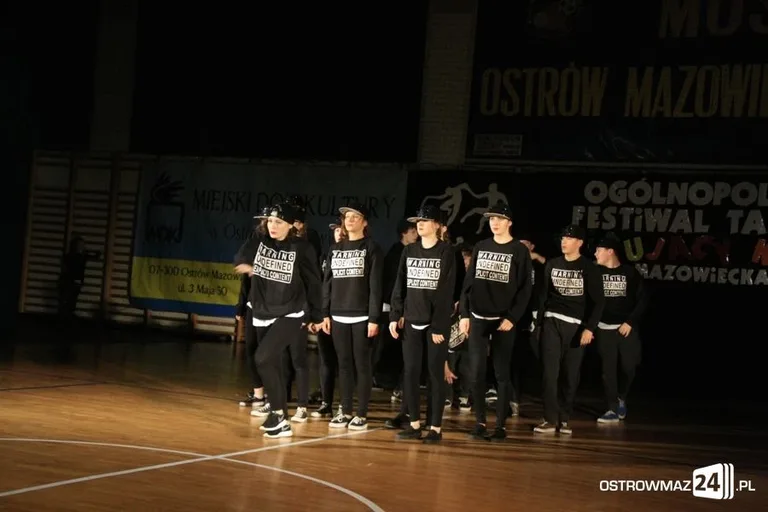 Beton i Zament nagrodzone (zdjęcia, wideo)