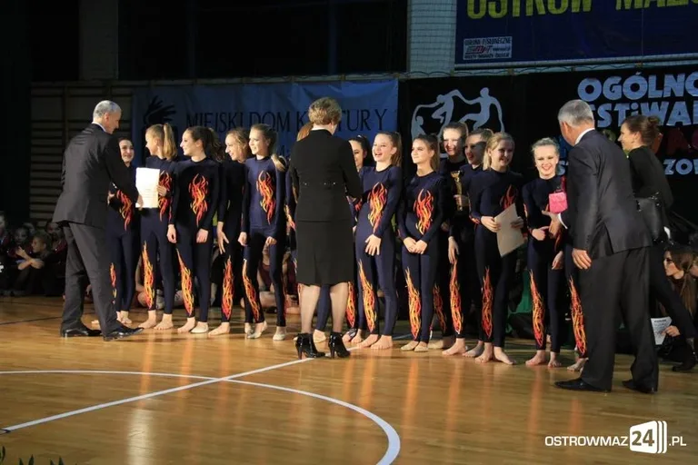 Beton i Zament nagrodzone (zdjęcia, wideo)