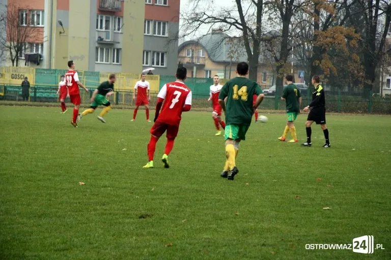 Ostrovia deklasuje Nadnarwiankę (zdjęcia)