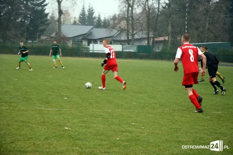 Ostrovia deklasuje Nadnarwiankę (zdjęcia)