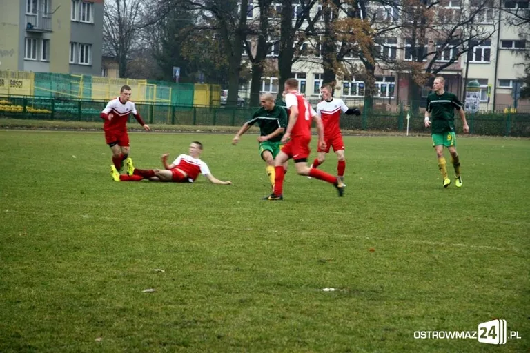 Ostrovia deklasuje Nadnarwiankę (zdjęcia)