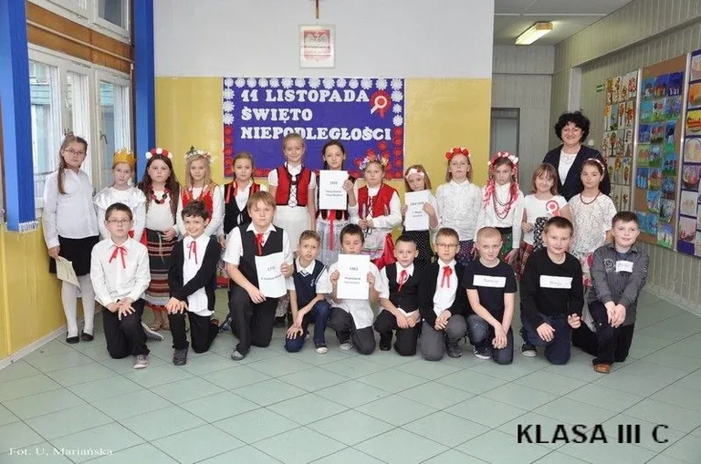 Obchody Święta Niepodległości w SP nr 1 (zdjęcia)