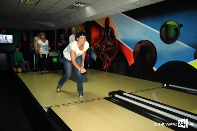 Ruszyły zakładówki bowlingowe (zdjęcia)