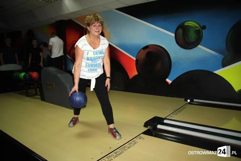 Ruszyły zakładówki bowlingowe (zdjęcia)