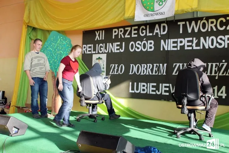Zło dobrem zwyciężali (zdjęcia)
