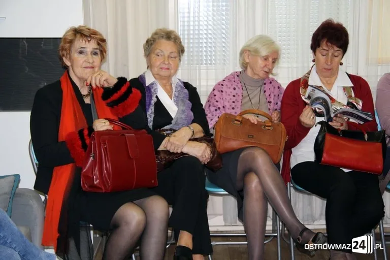 Ostrowski policjant szkolił seniorów (zdjęcia)