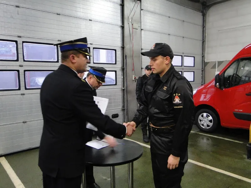 Ślubowanie nowych strażaków (zdjęcia)