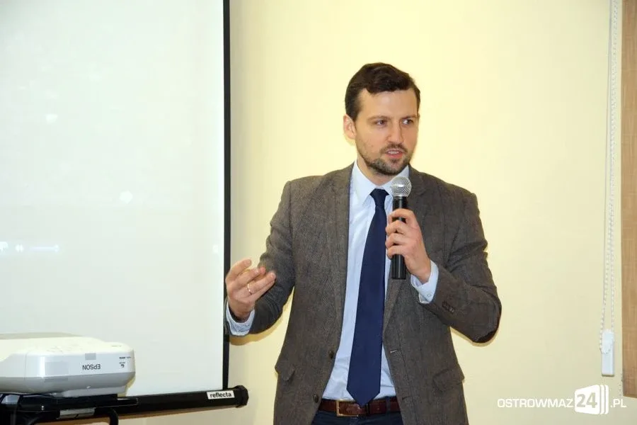 O Kuklińskim na wykładzie Uniwersytetu Otwartego