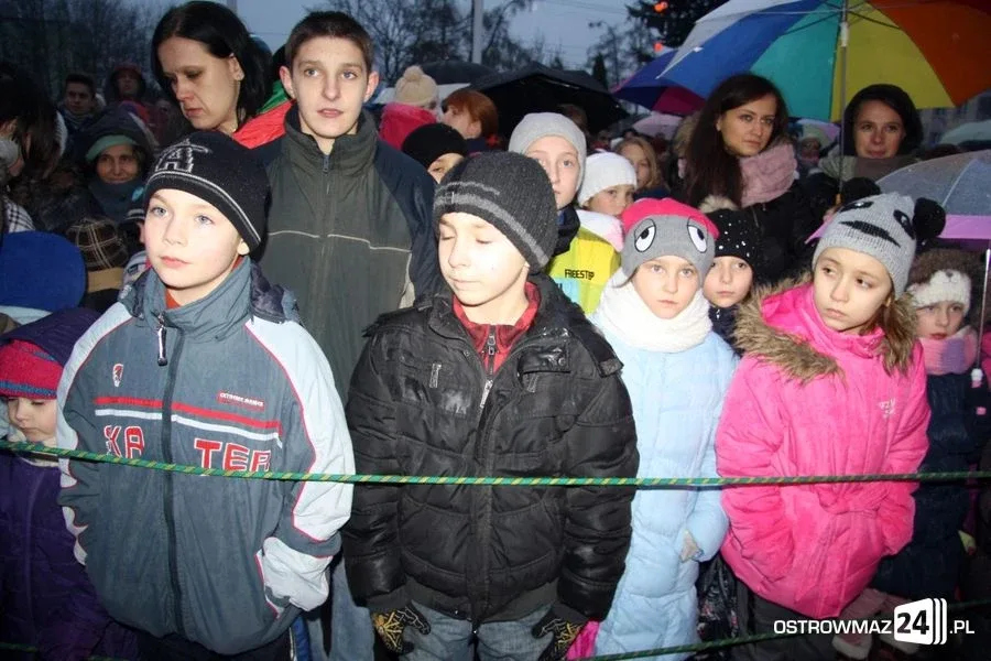 Ostrowianie spotkali się z Mikołajem (zdjęcia)