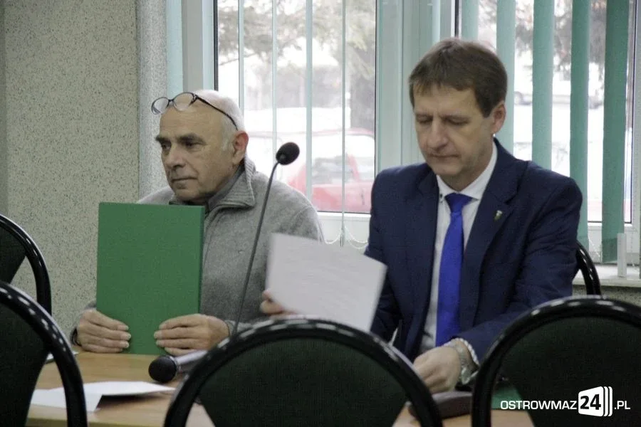Radni gminy Ostrów Maz. już pracują (zdjęcia)