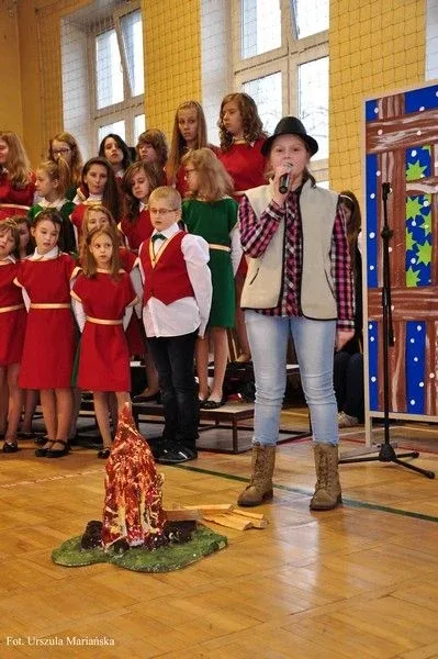 Jasełka w ostrowskiej szkole (zdjęcia)
