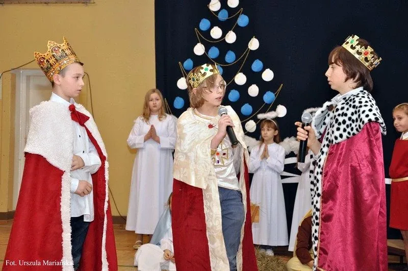 Jasełka w ostrowskiej szkole (zdjęcia)