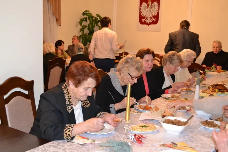 Wigilijne spotkanie dla seniorów z gminy Brok (zdjęcia)