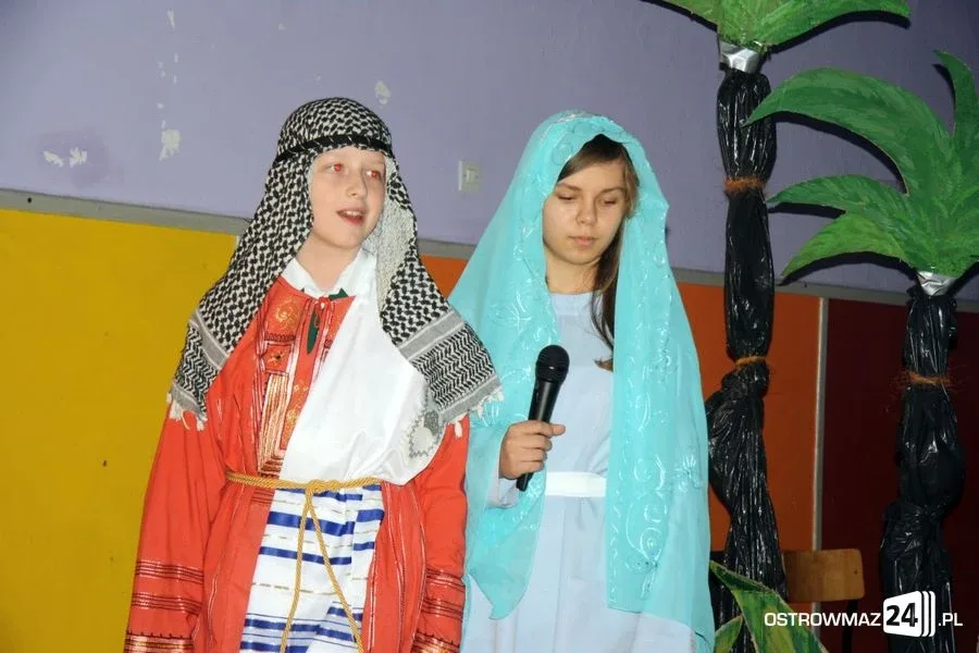 Jasełka w ostrowskiej trójce (zdjęcia)