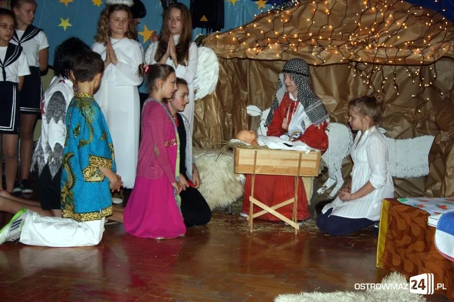 Jasełka w ostrowskiej trójce (zdjęcia)