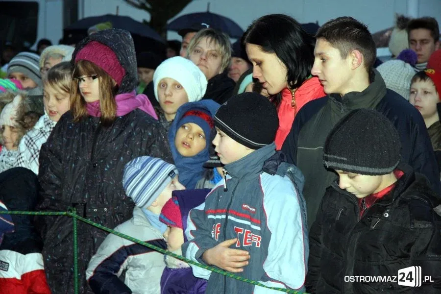 Ostrowianie spotkali się z Mikołajem (zdjęcia)