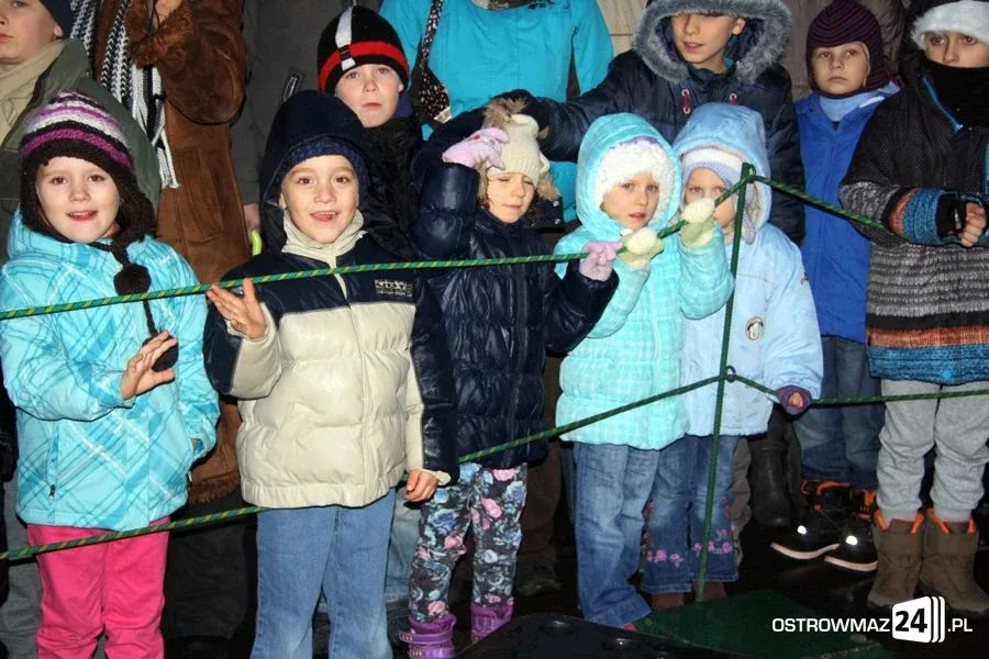 Ostrowianie spotkali się z Mikołajem (zdjęcia)