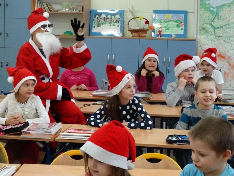 Spotkanie z Mikołajem w ostrowskiej szkole (zdjęcia)